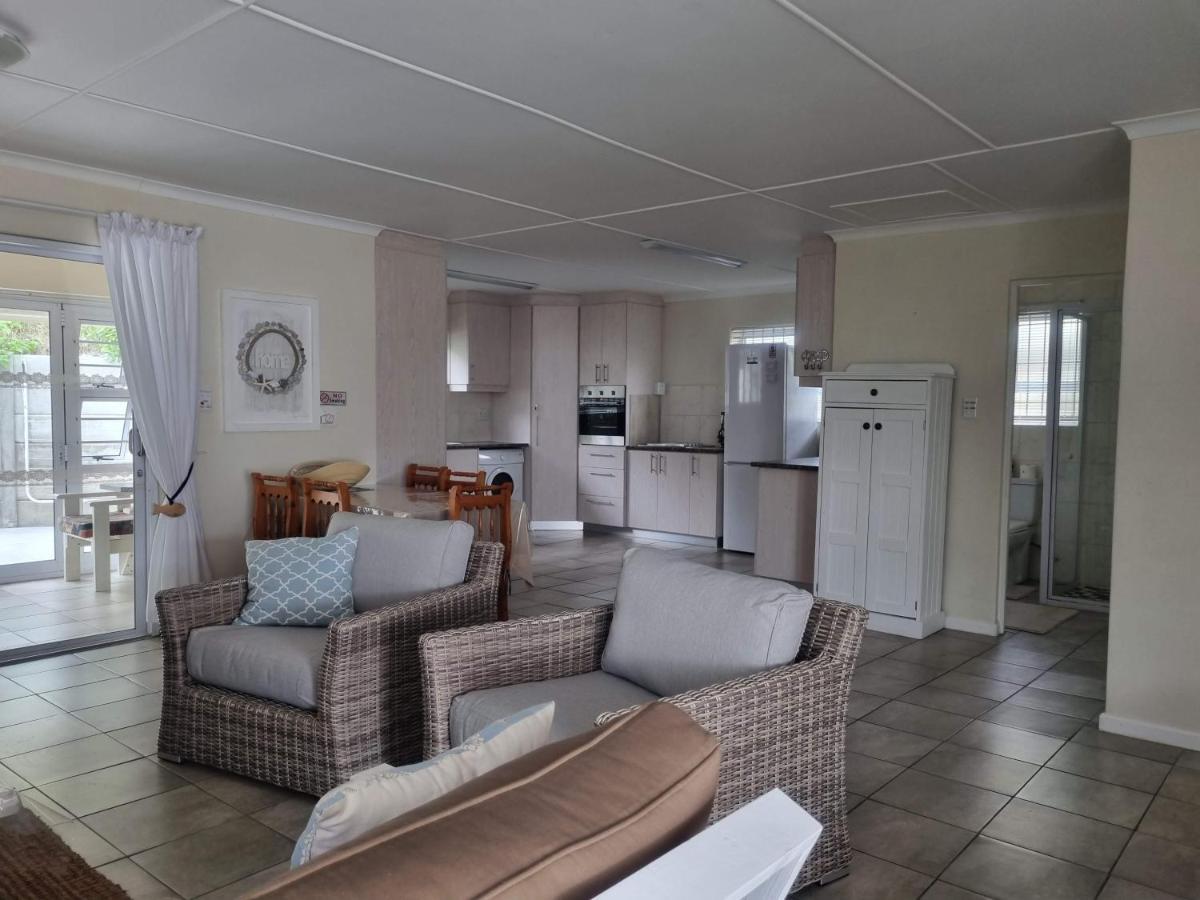 Pearly Waves Holiday home Pearly Beach